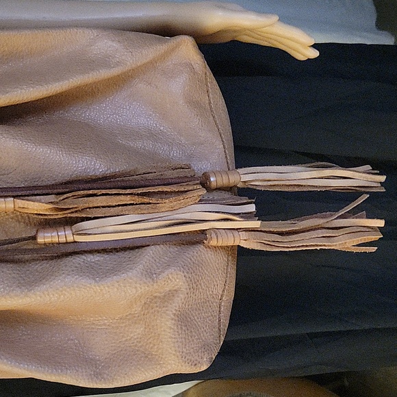 Women's Lucky Brand Leather Bag - Picture 3 of 14
